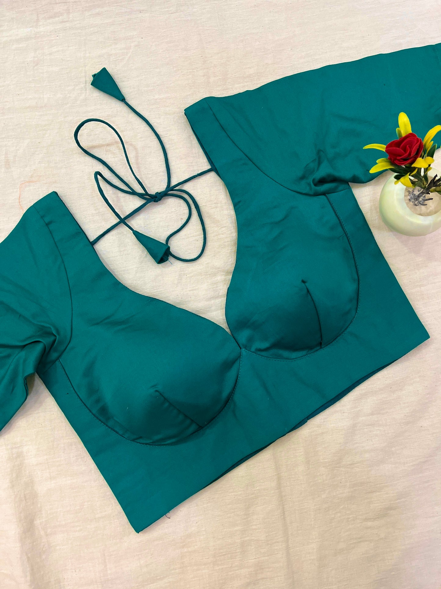 Rama Leaf Neck Elbow Sleeves Blouse