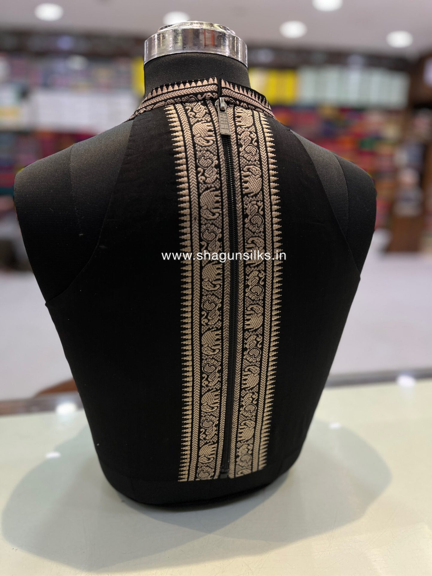 Go Black Elephant Vijaypura Saree Blouse Set