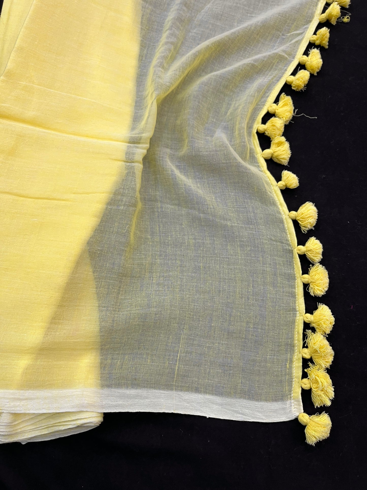 Lemon Yellow Mulmul Cotton Saree