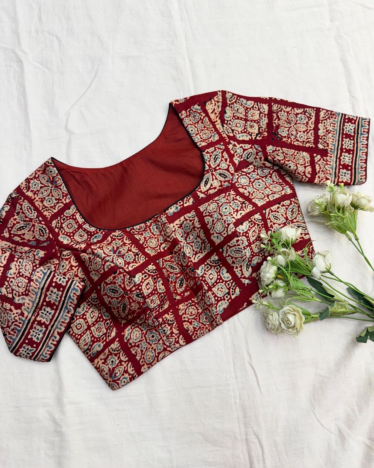 Raag-e-Butta Ajrakh Saree Blouse Combo Set