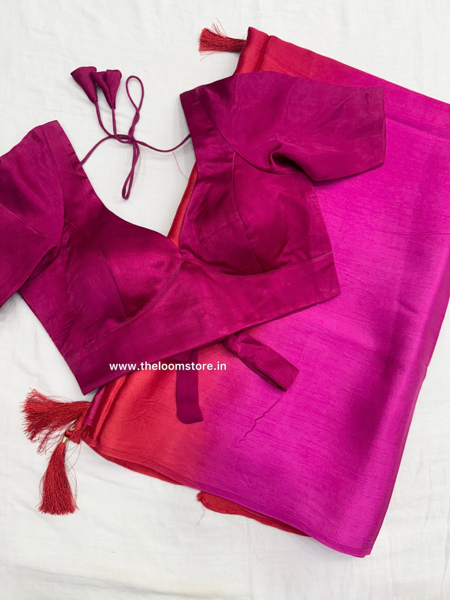 Itrati Rani Sleeves Saree Blouse Set