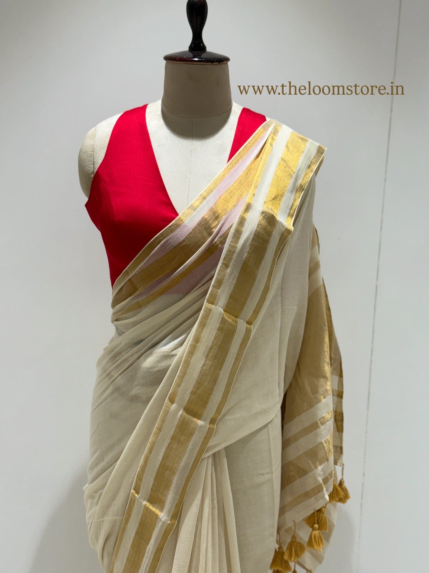 Thiruvonam Mulmul Saree