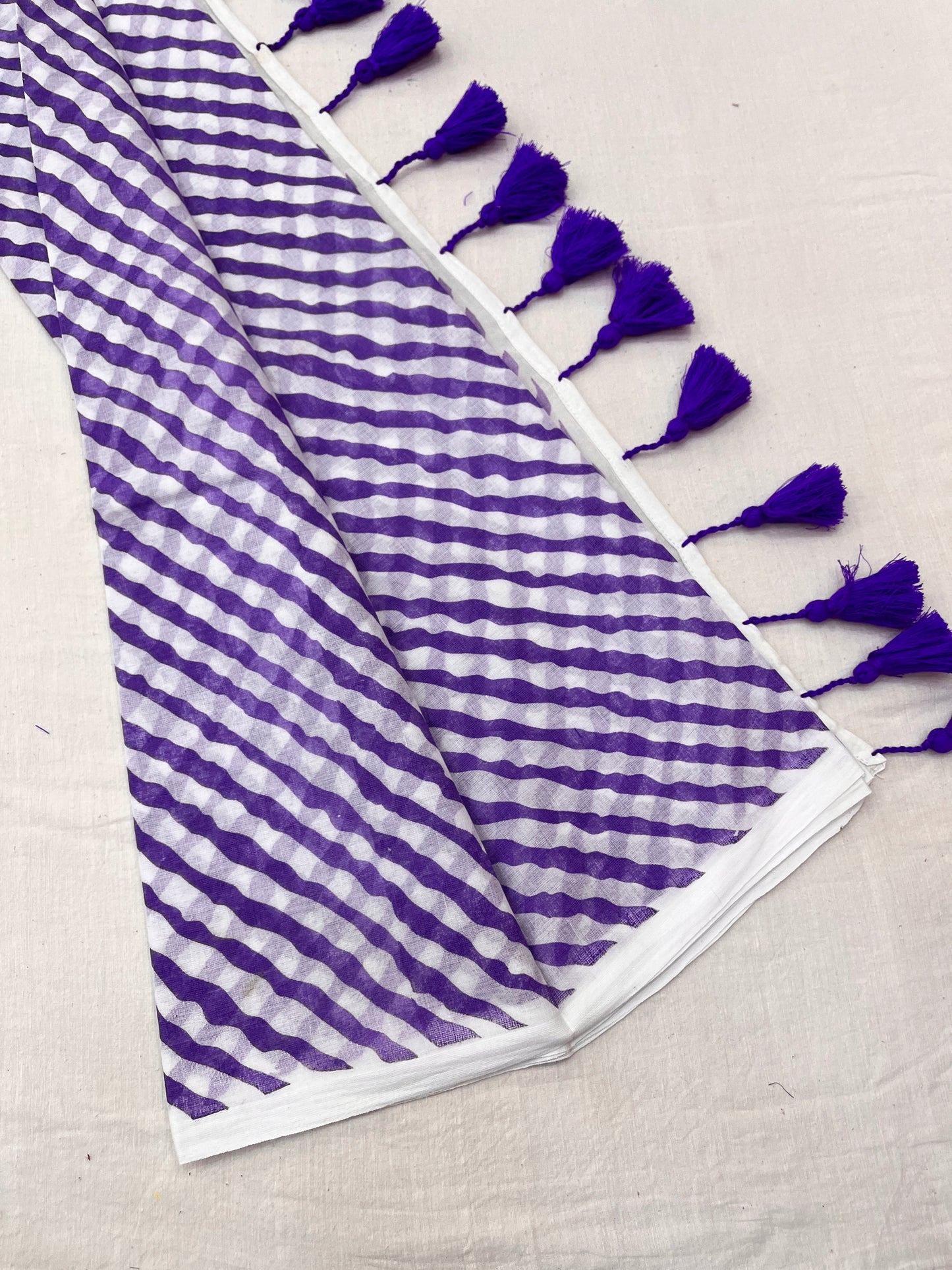 Lavender Lehriya Mulmul Saree