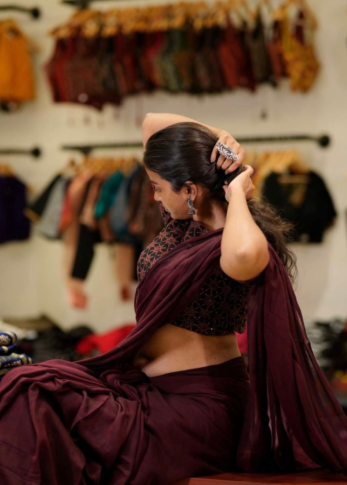 Maroon Mulmul Saree Sitara Blouse Combo Set