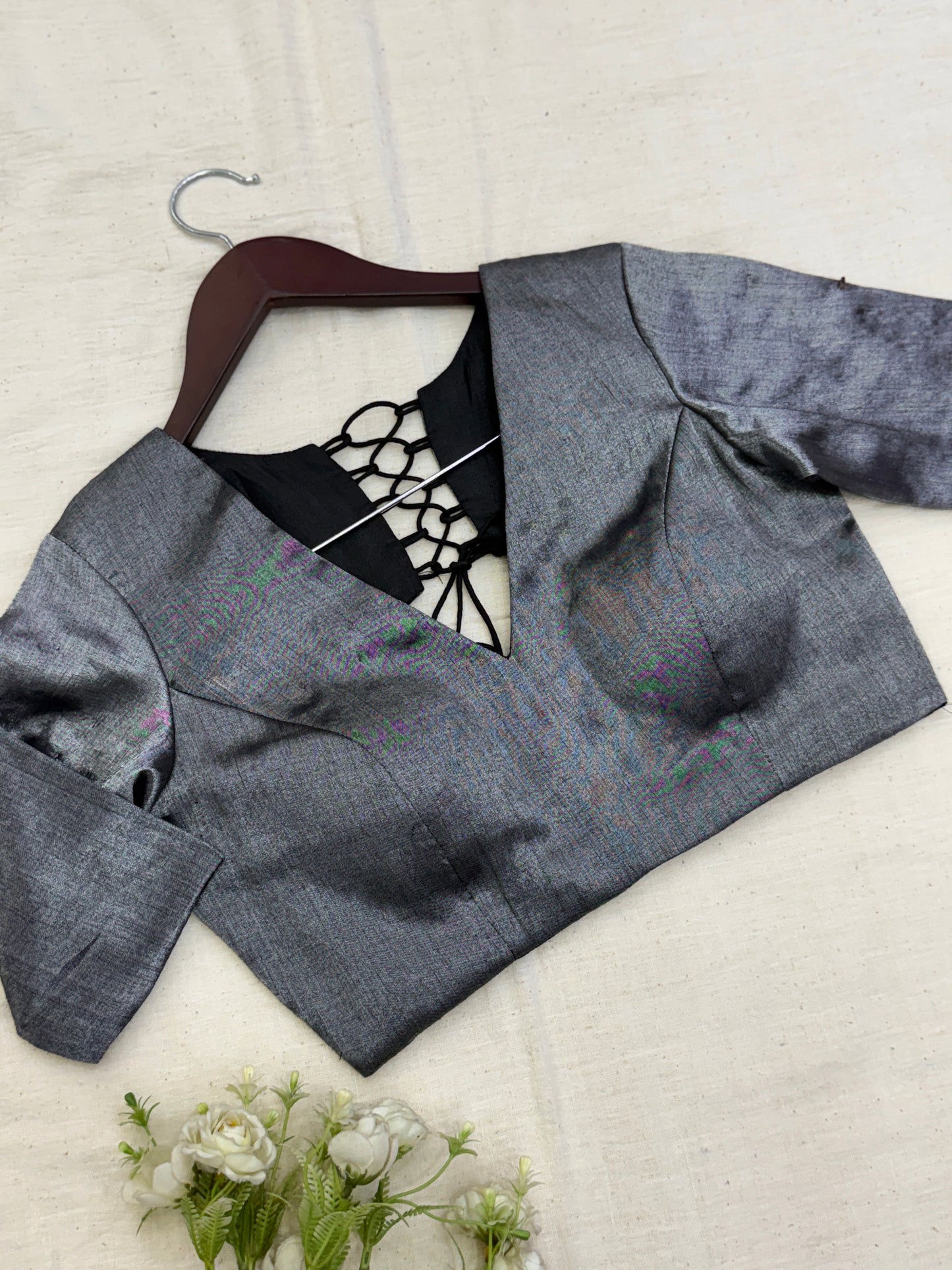 Metallic Tissue Elastic Sleeves Blouse