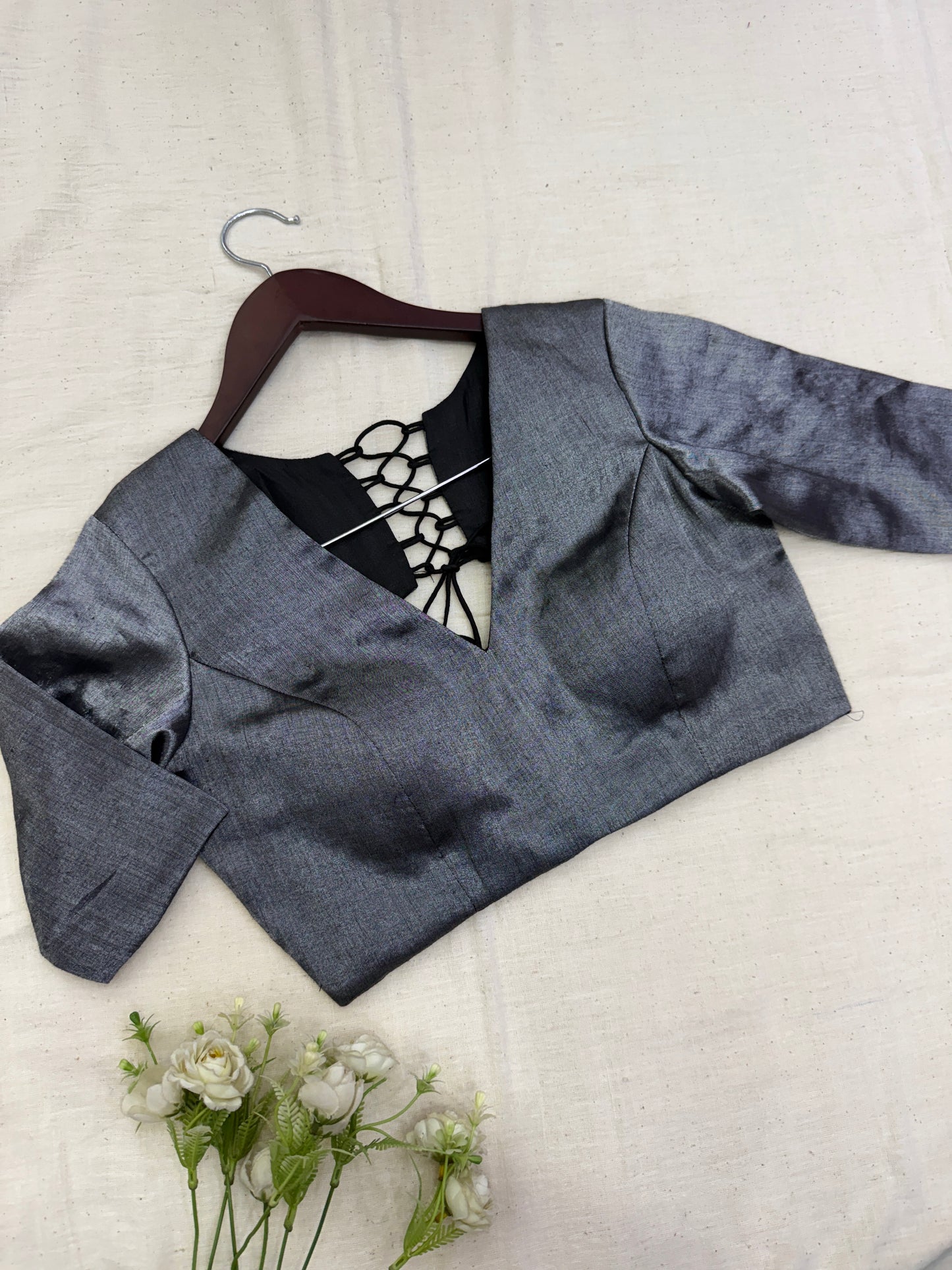 Metallic Tissue Elastic Sleeves Blouse