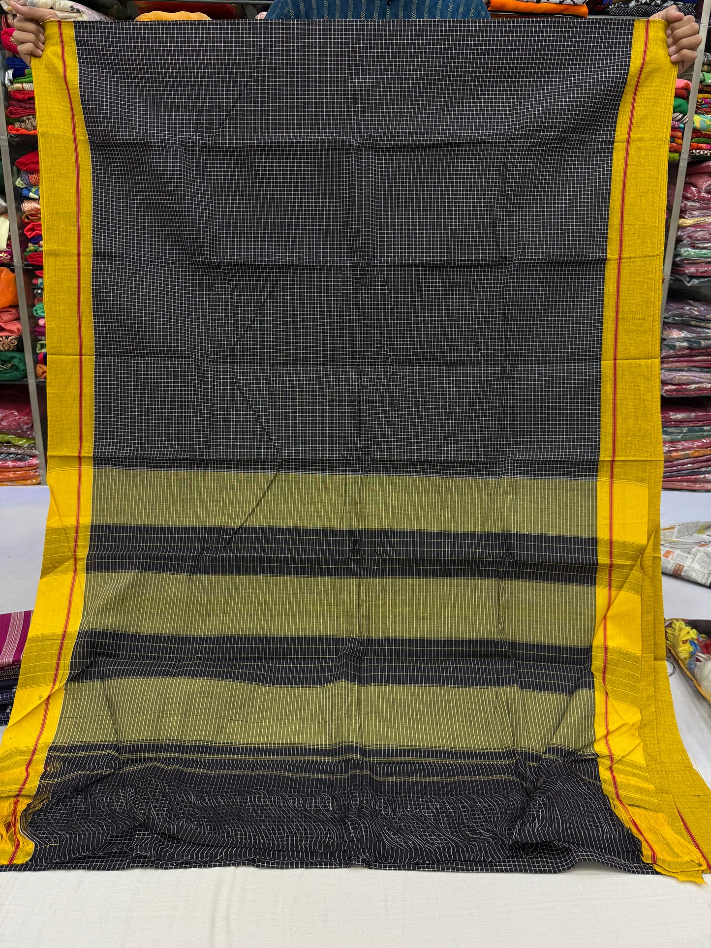 Black Yellow Patteda Anchu Saree