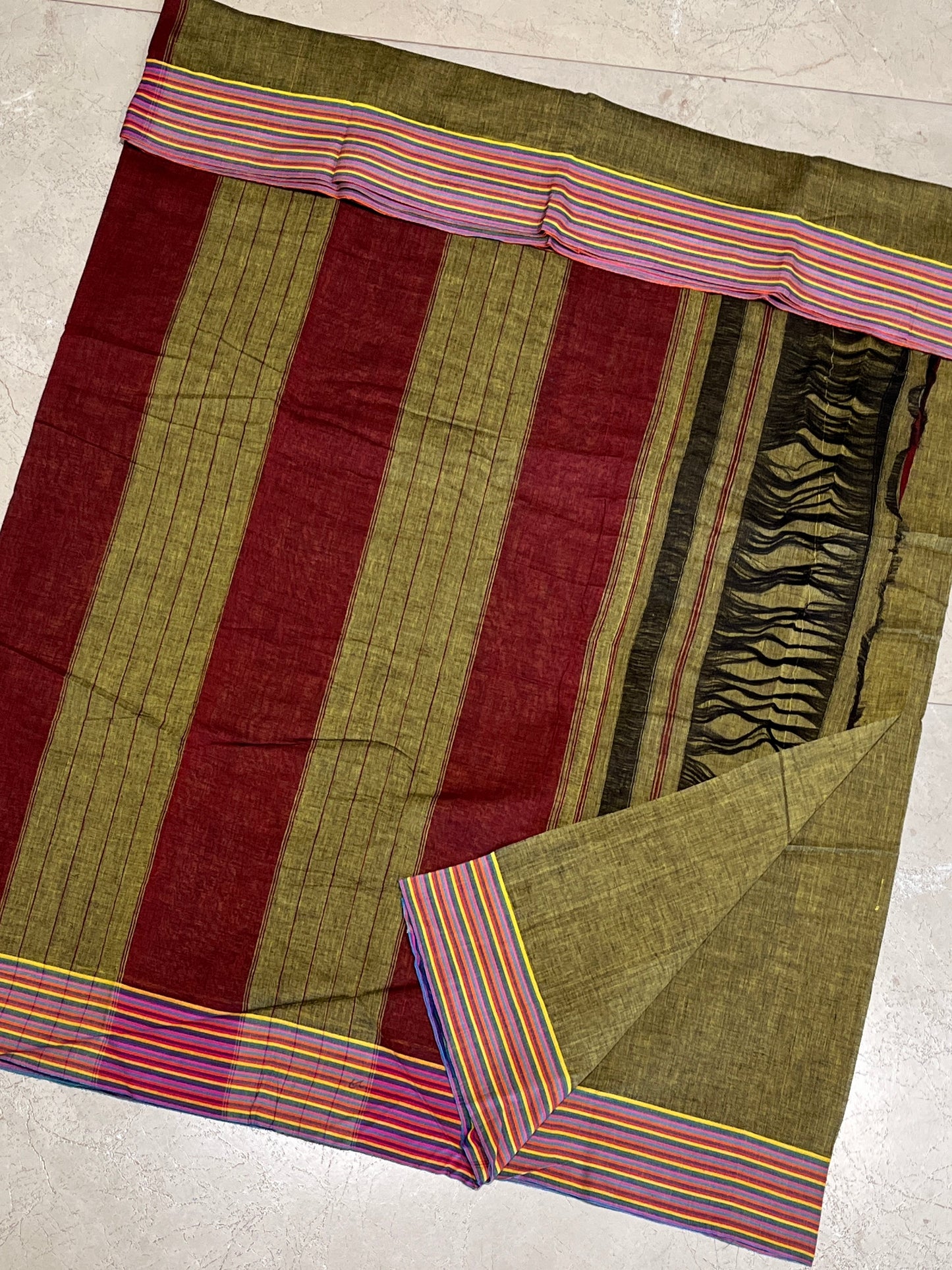 Olive Green Patteda Anchu Saree With Multicoloured Border