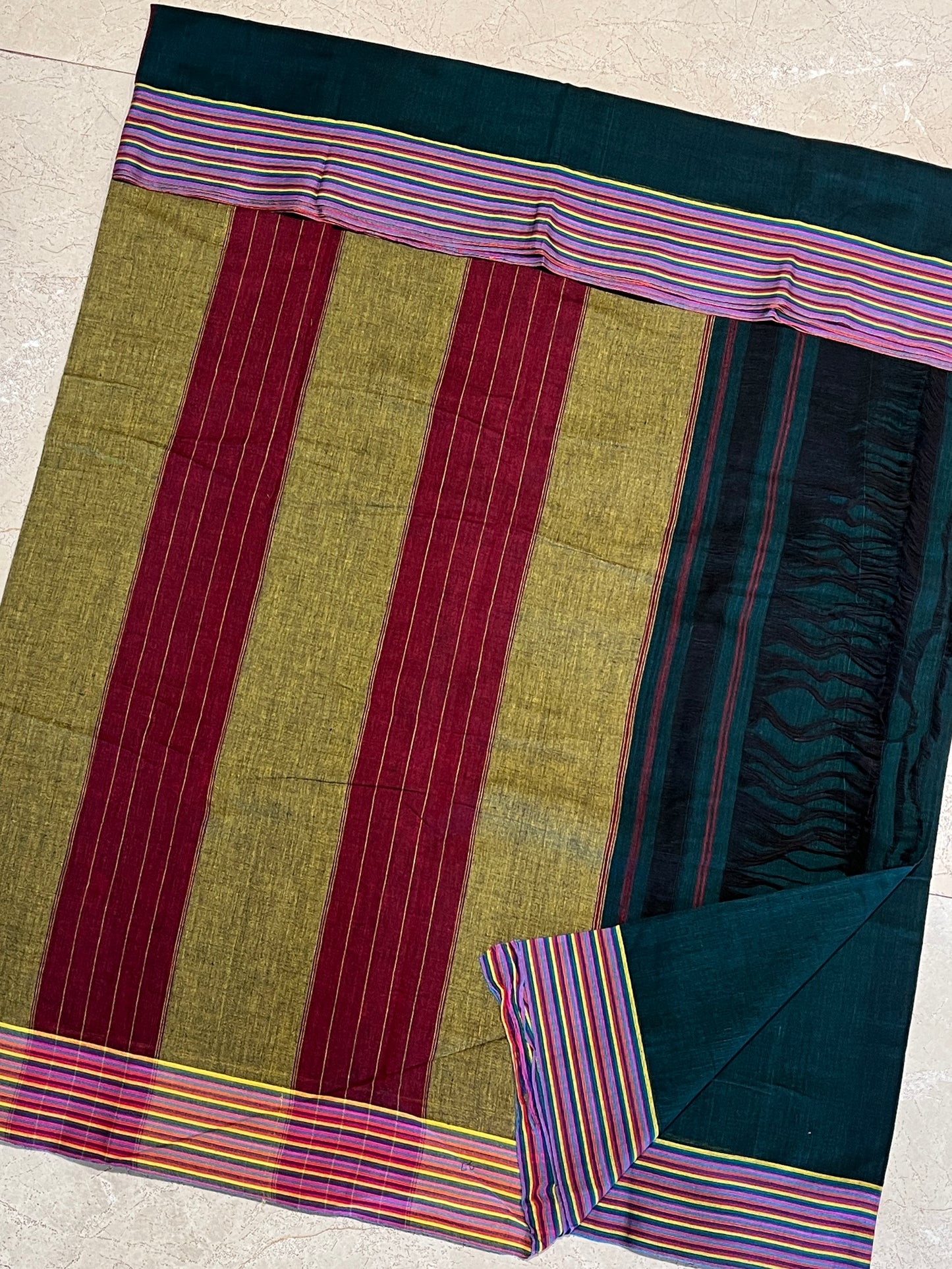 Dark Green Patteda Anchu Saree With Multicoloured Border