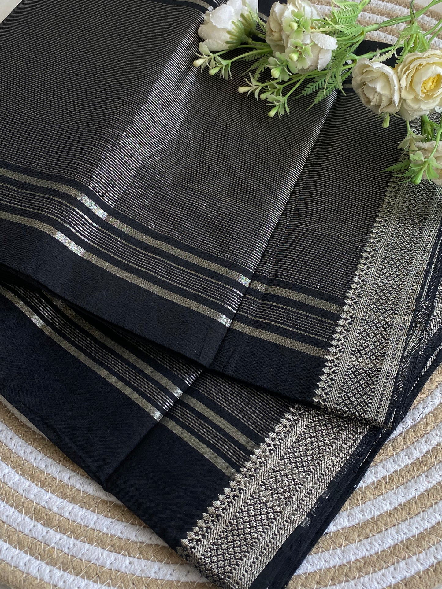 Nizam Silver Border Mangalgiri Saree 01