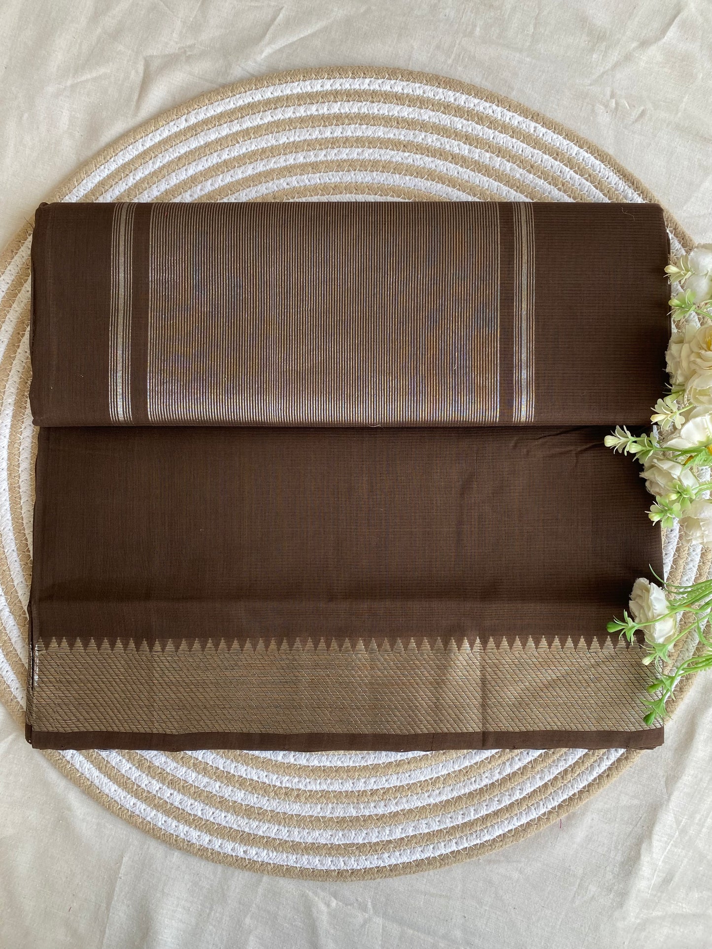 Silver Border Mangalgiri Cotton Saree 06