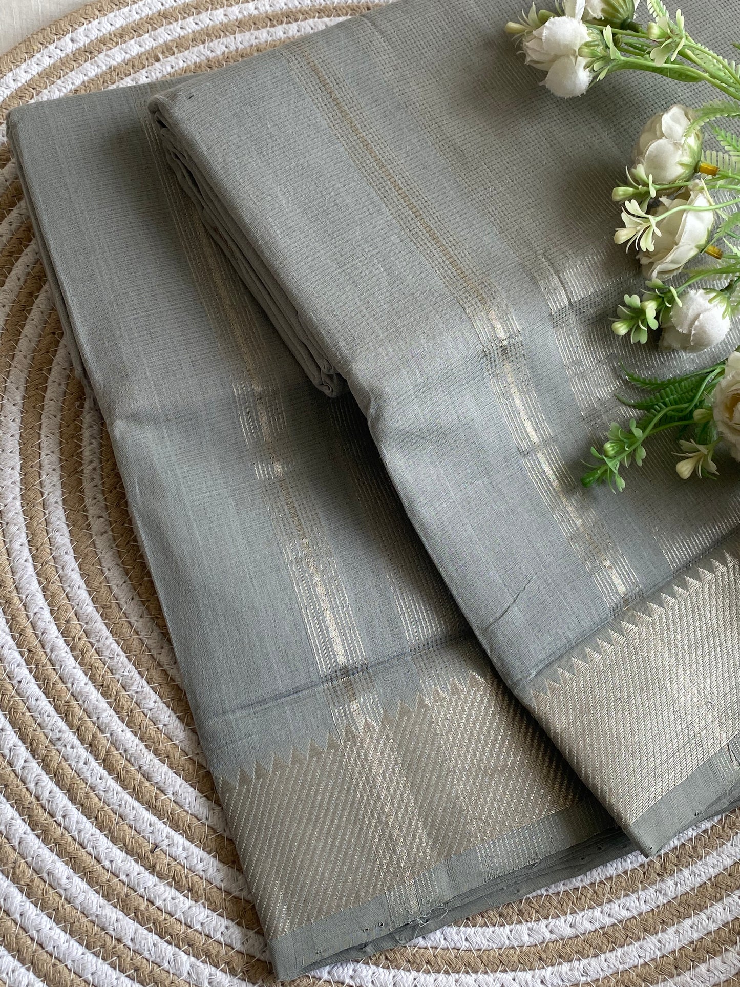 Silver Border Mangalgiri Cotton Saree 20