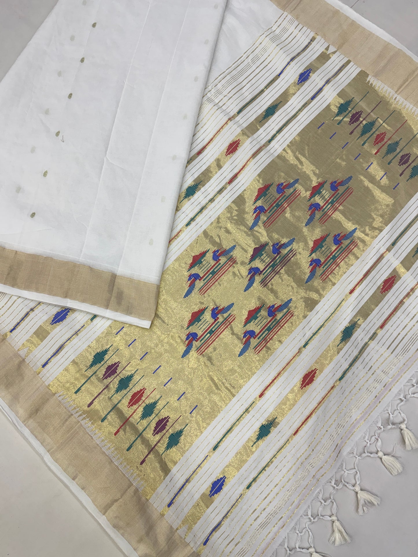 White Handloom Cotton Paithani Saree