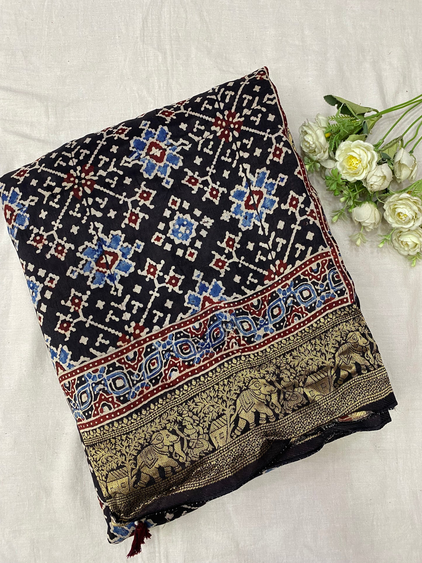 Ajrakh Dola Silk Saree 10