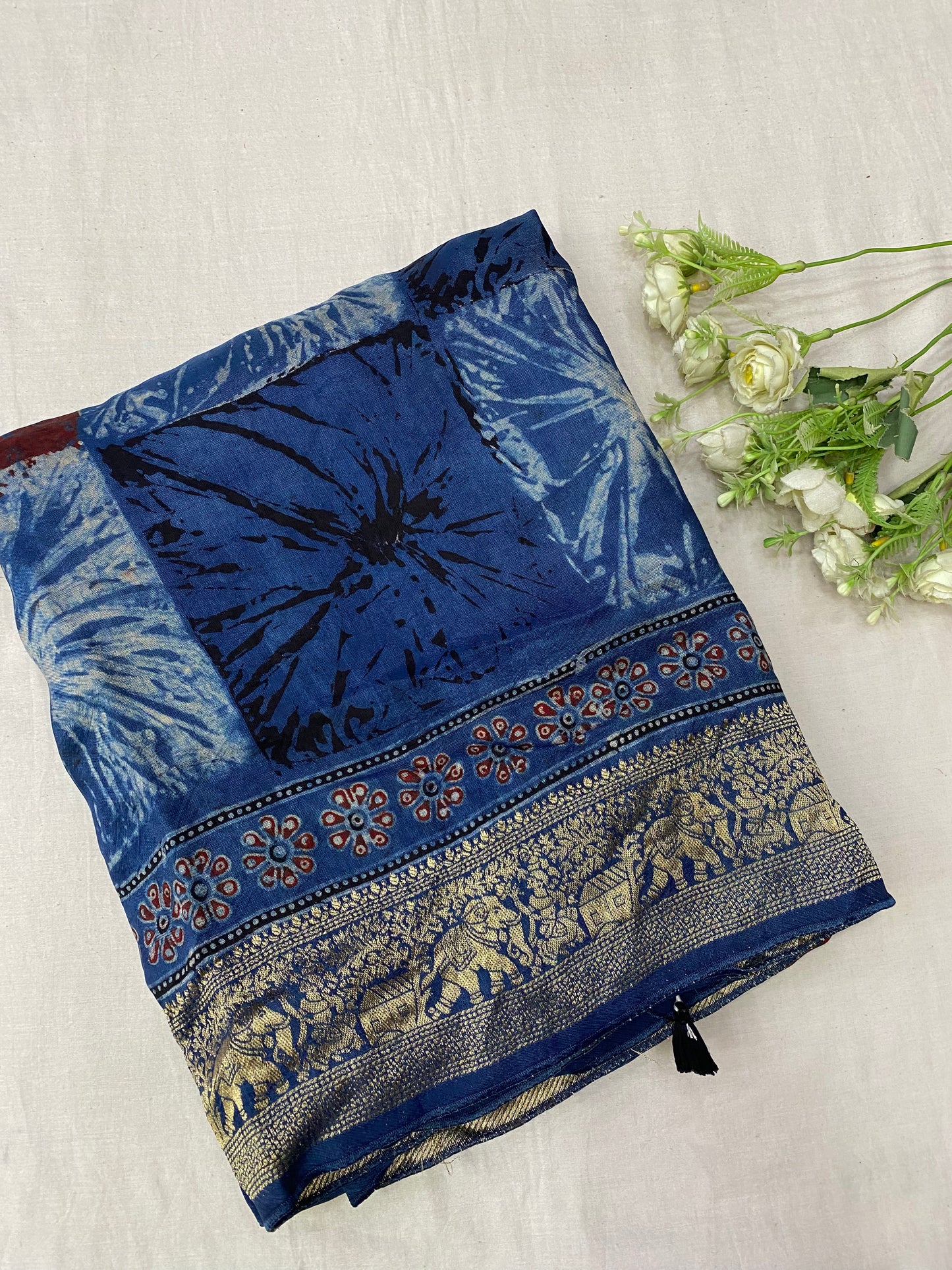 Ajrakh Dola Silk Saree 18