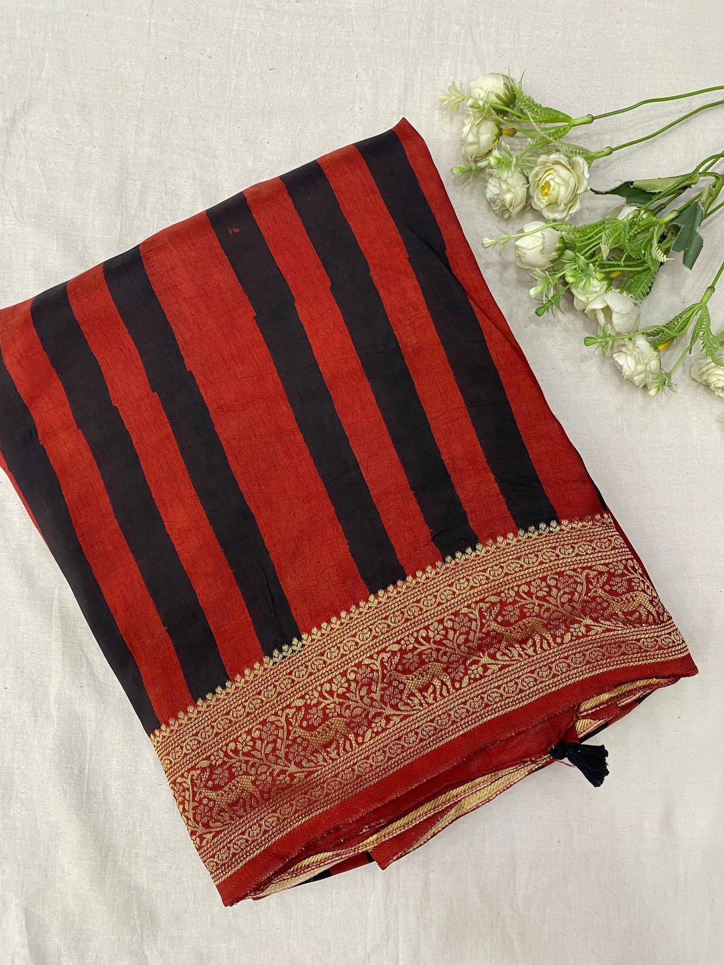 Ajrakh Dola Silk Saree 30