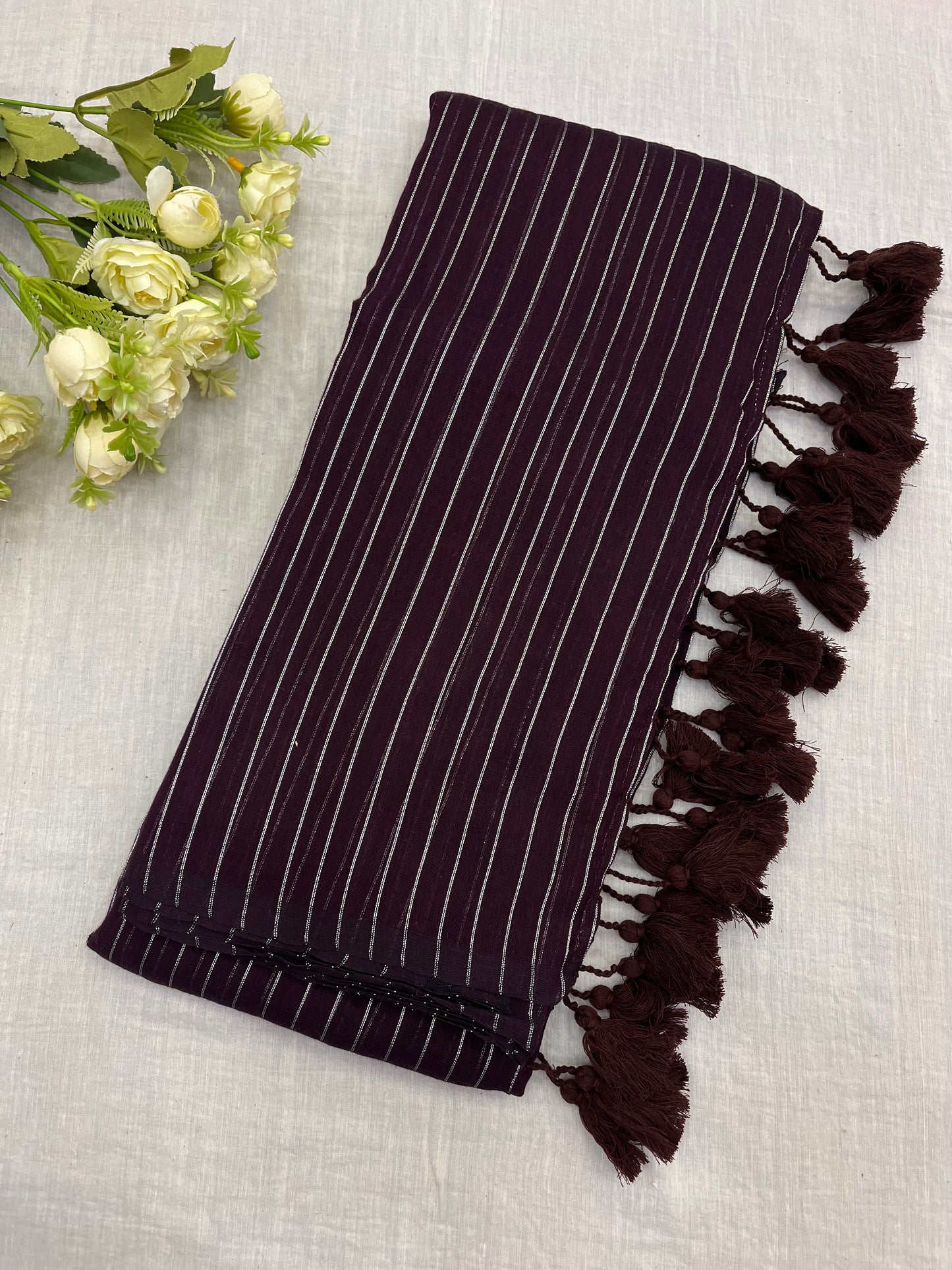 Garnett Zari Lines Mulmul Saree