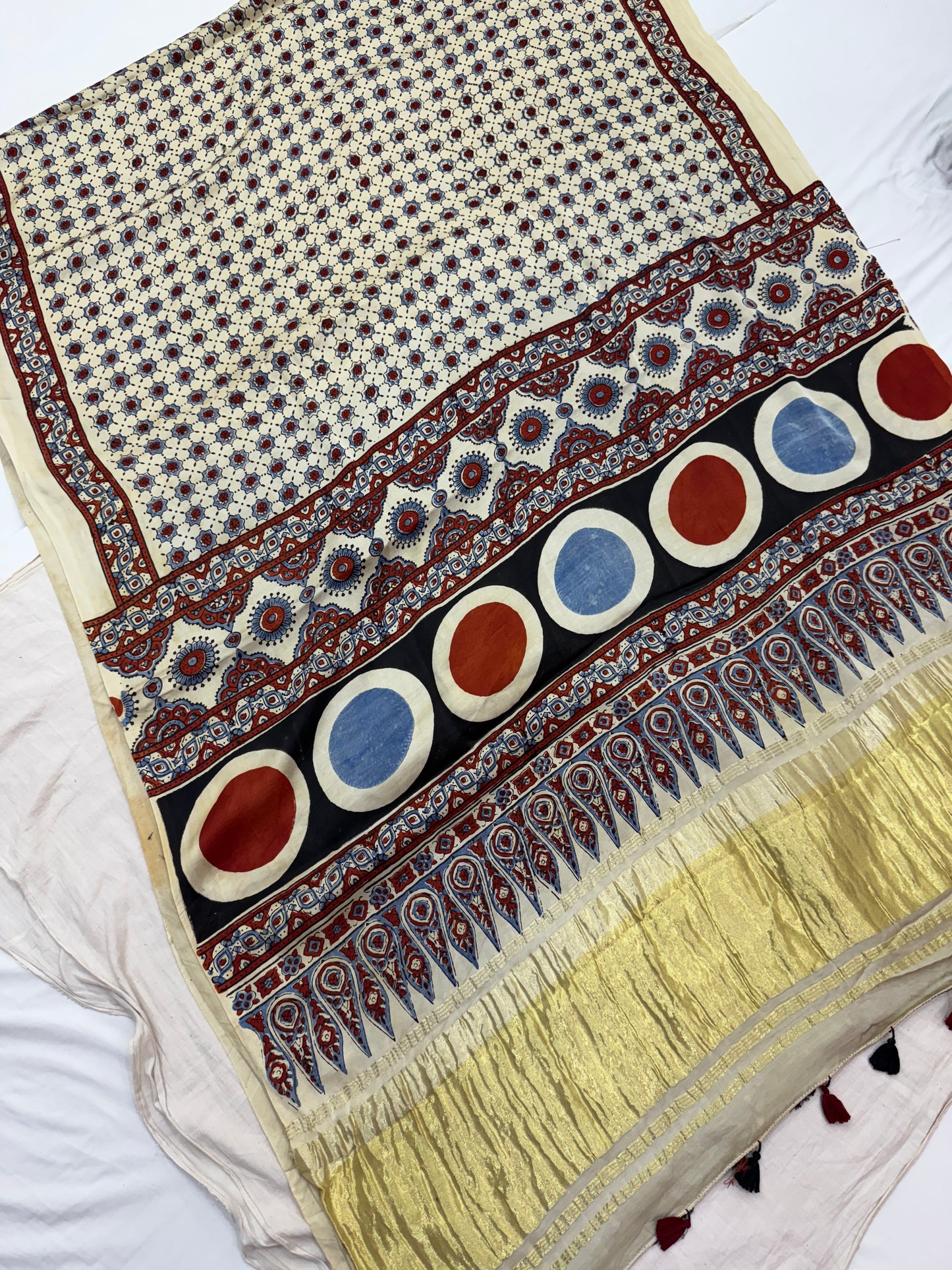 Ajrakh Lagdi Zari Pallu Saree 06