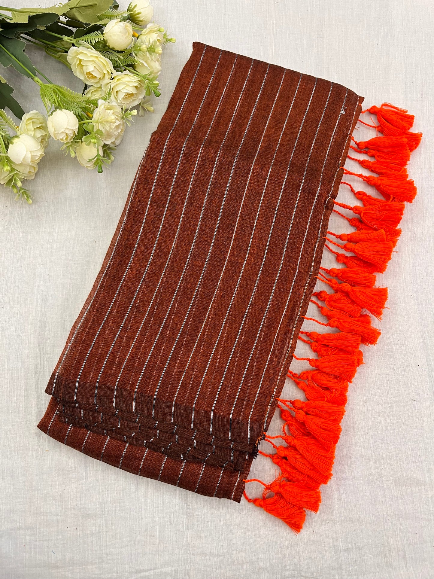 Gerua Zari Lines Mulmul Saree