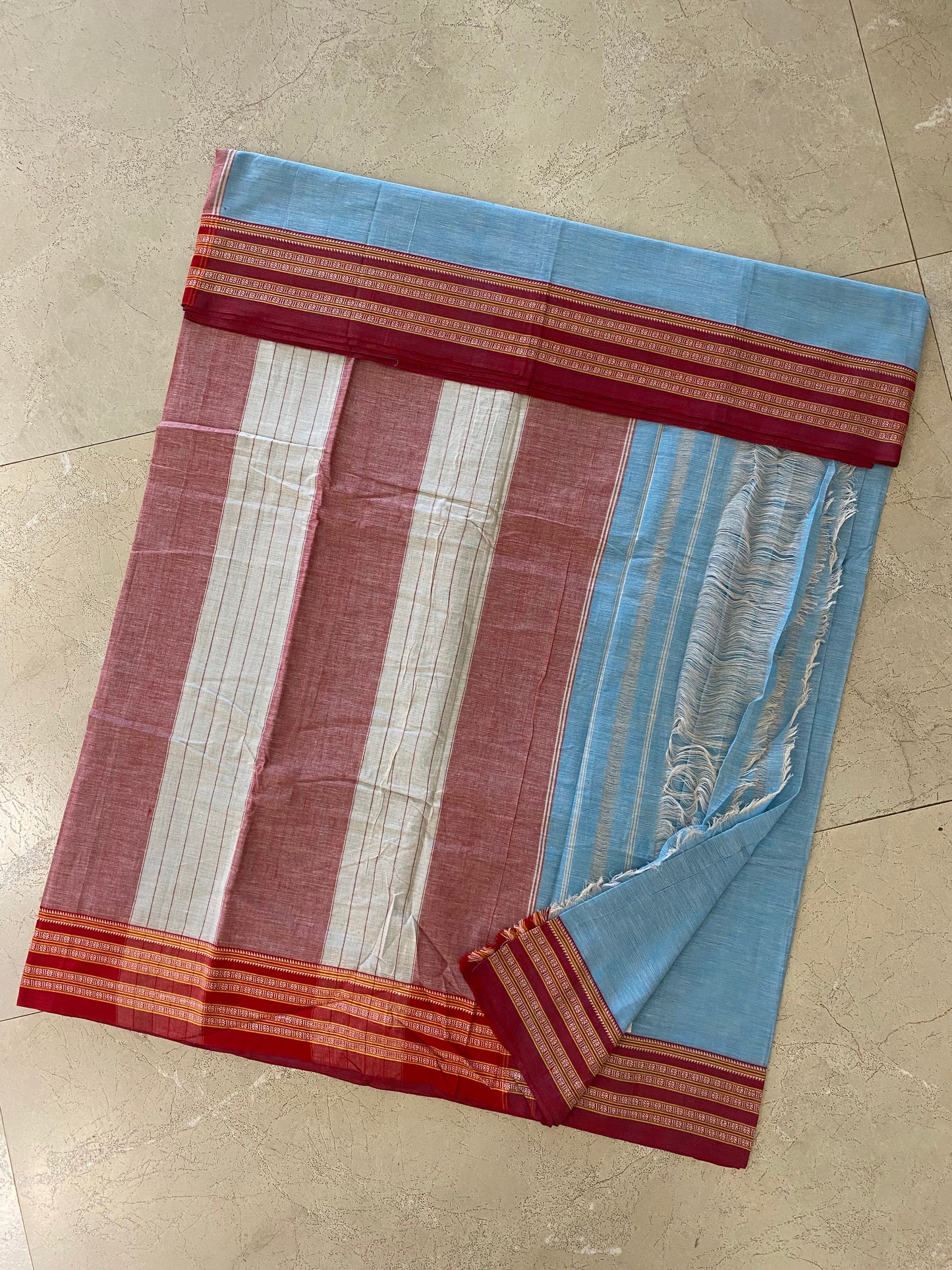 Sky Blue Maroon Gadi Dadi Border Patteda Anchu Saree