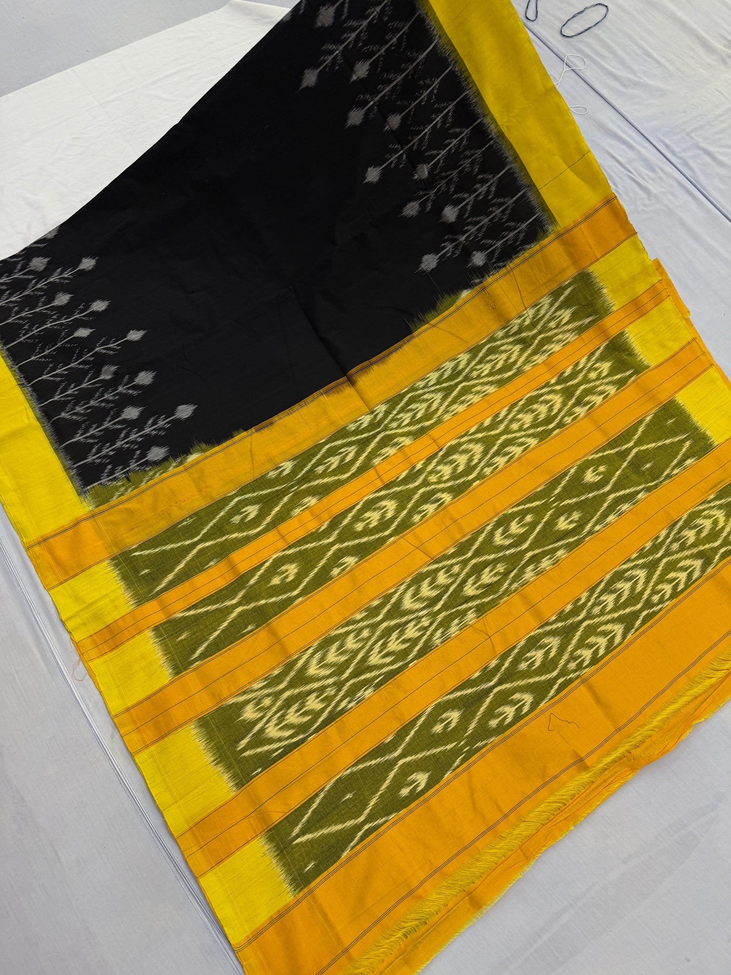 Handloom Single Ikkat Saree 01