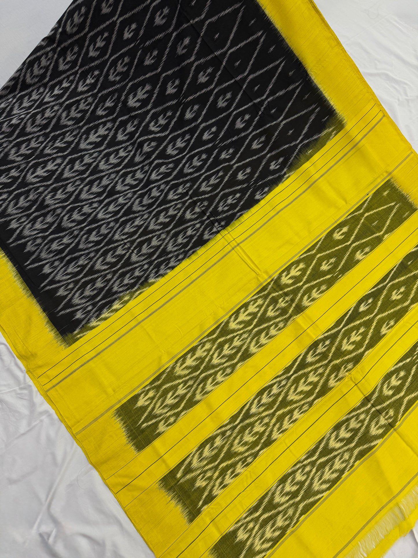 Handloom Single Ikkat Saree 03