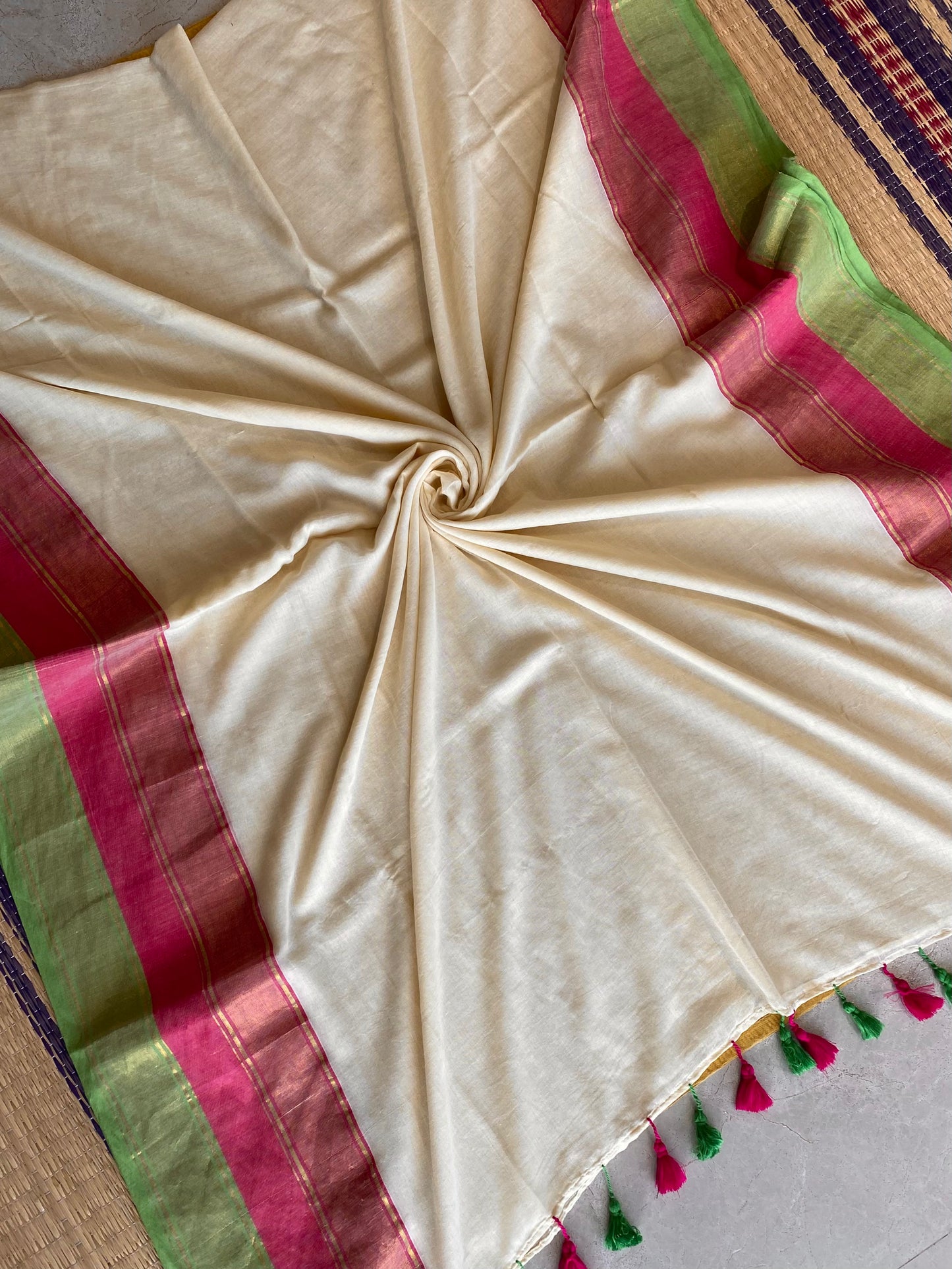 Vanshika Cream Mulmul Saree
