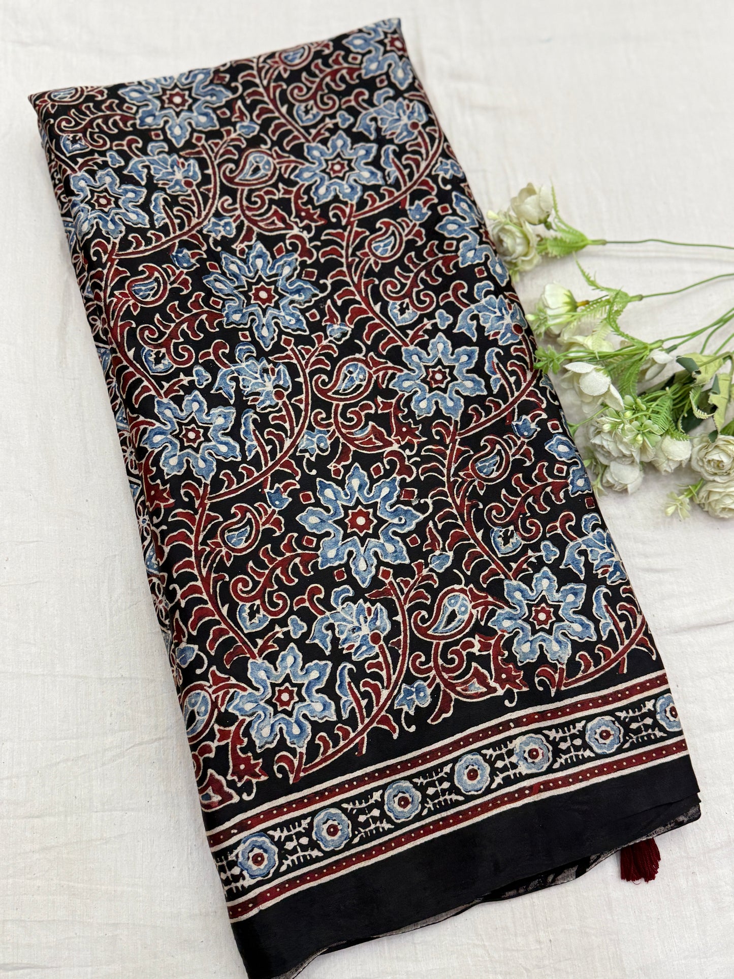Ajrakh Lagdi Zari Pallu Saree 14