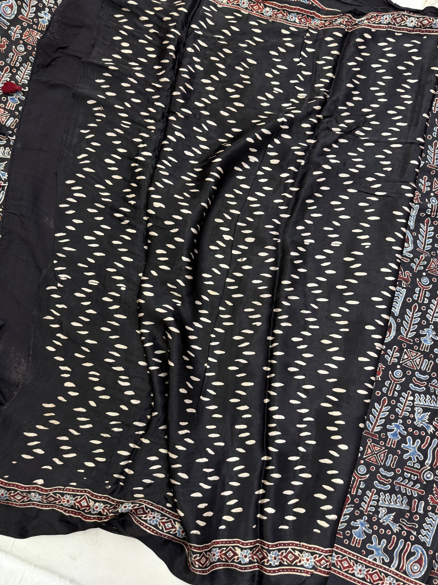 Ajrakh Lagdi Zari Pallu Saree 10