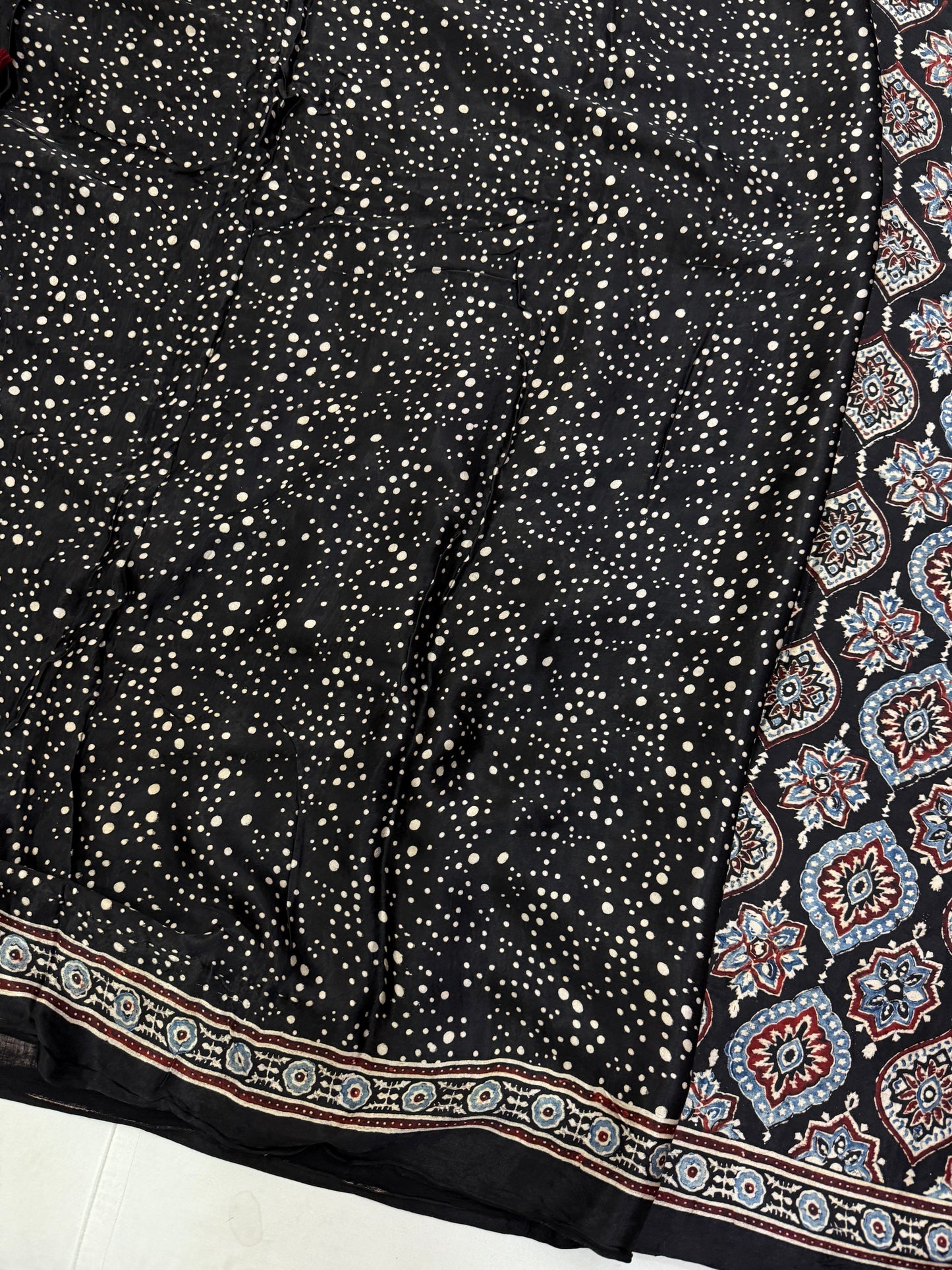 Ajrakh Lagdi Zari Pallu Saree 11