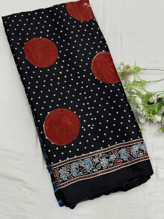 Ajrakh Lagdi Zari Pallu Saree 16