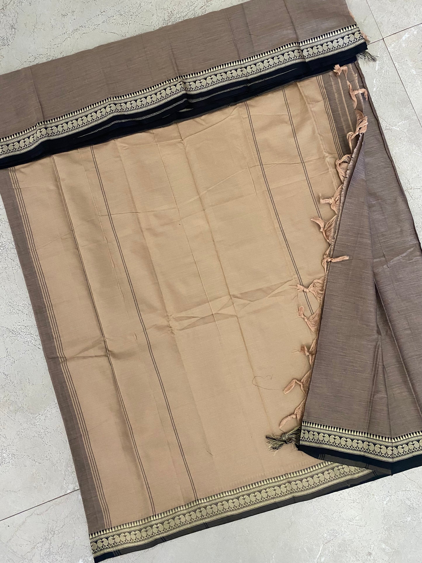 Vijaypura Kairi Border Cotton Saree - 06