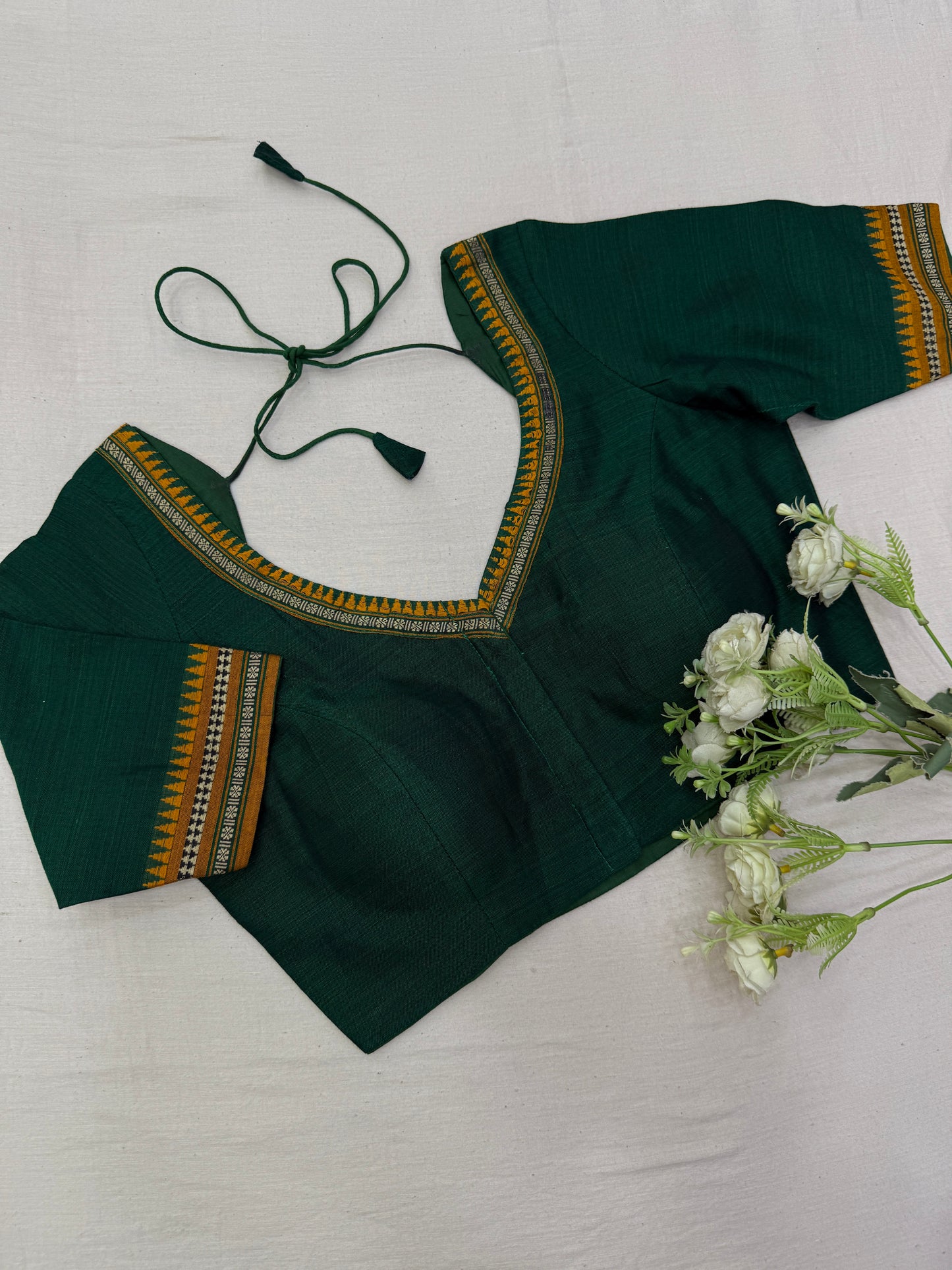 Green Mustard Temple Narayanpet Cotton Saree Blouse Set