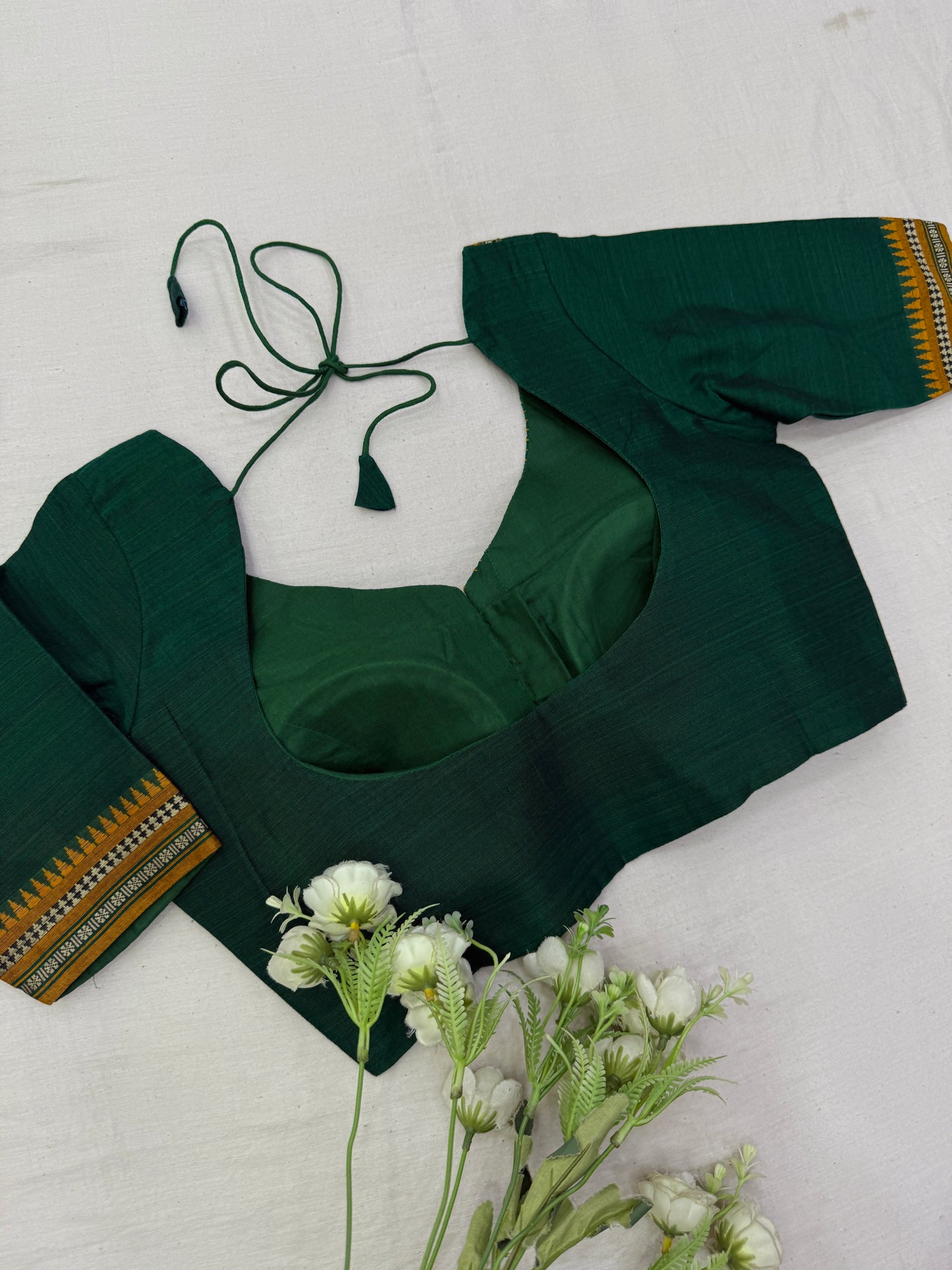 Green Mustard Temple Narayanpet Cotton Saree Blouse Set