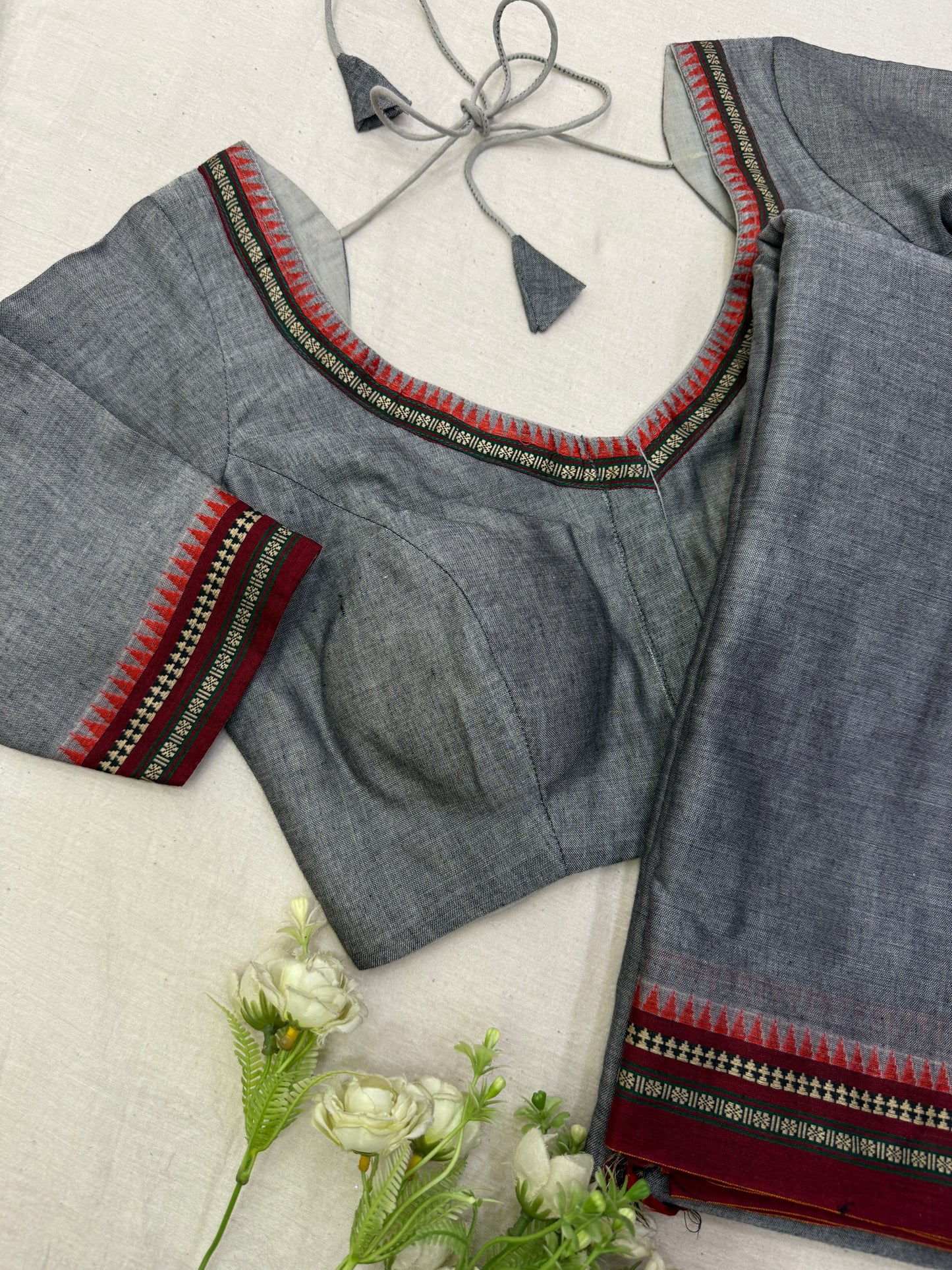 Grey Maroon Temple Narayanpet Cotton Saree Blouse Set