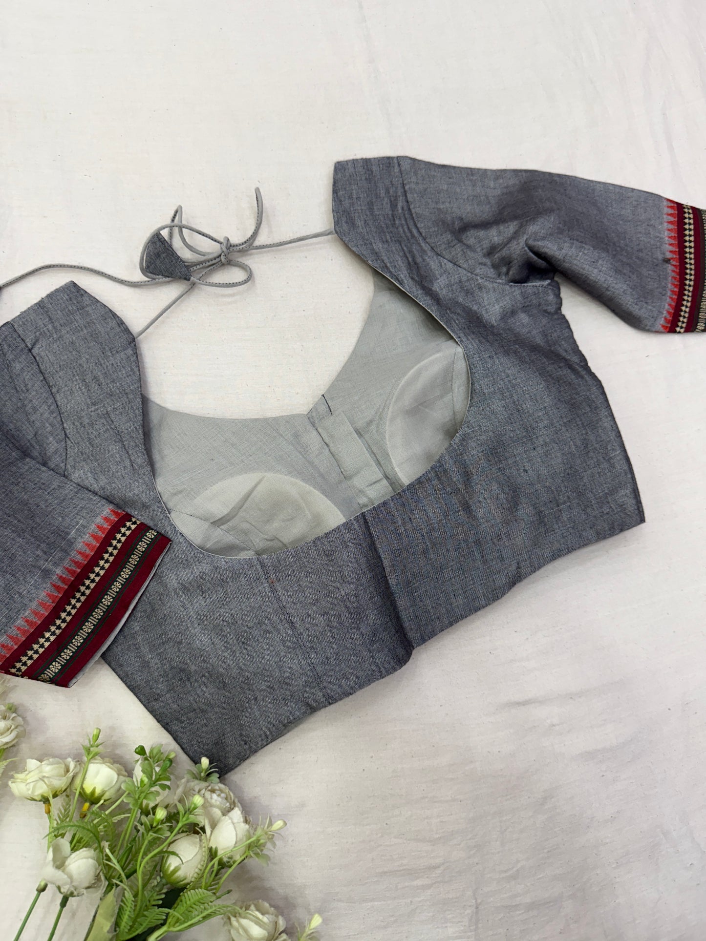 Grey Maroon Temple Narayanpet Cotton Saree Blouse Set