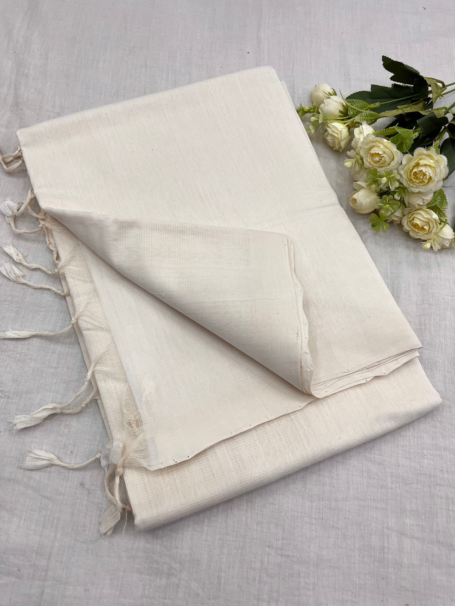 Off White Plain Mangalgiri Saree