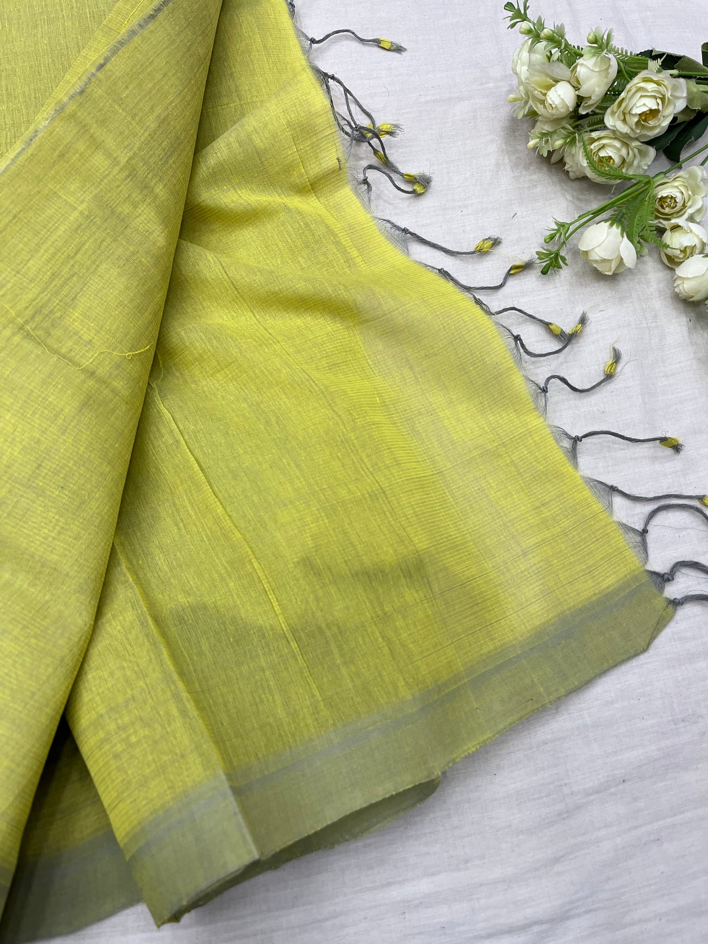 Lemon Grey Plain Mangalgiri Saree