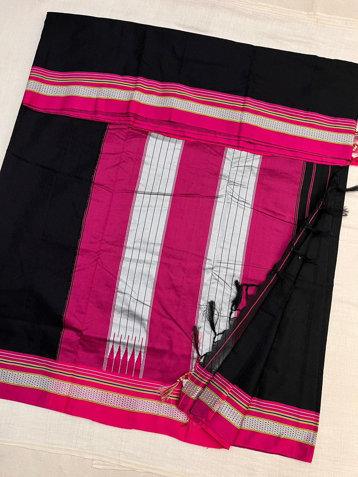 Black Pink Khun Saree