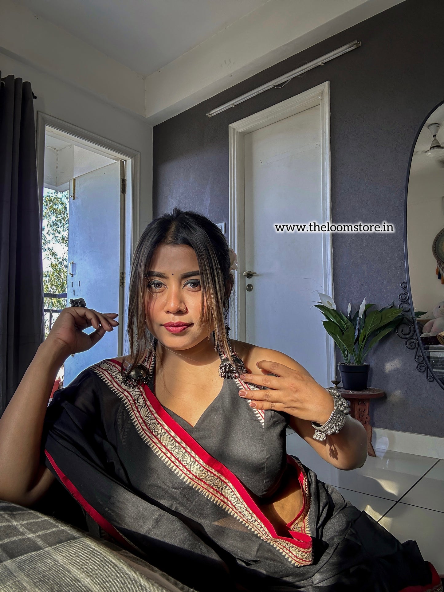 Black Red Vijaypura Saree Blouse Set (April 25th)