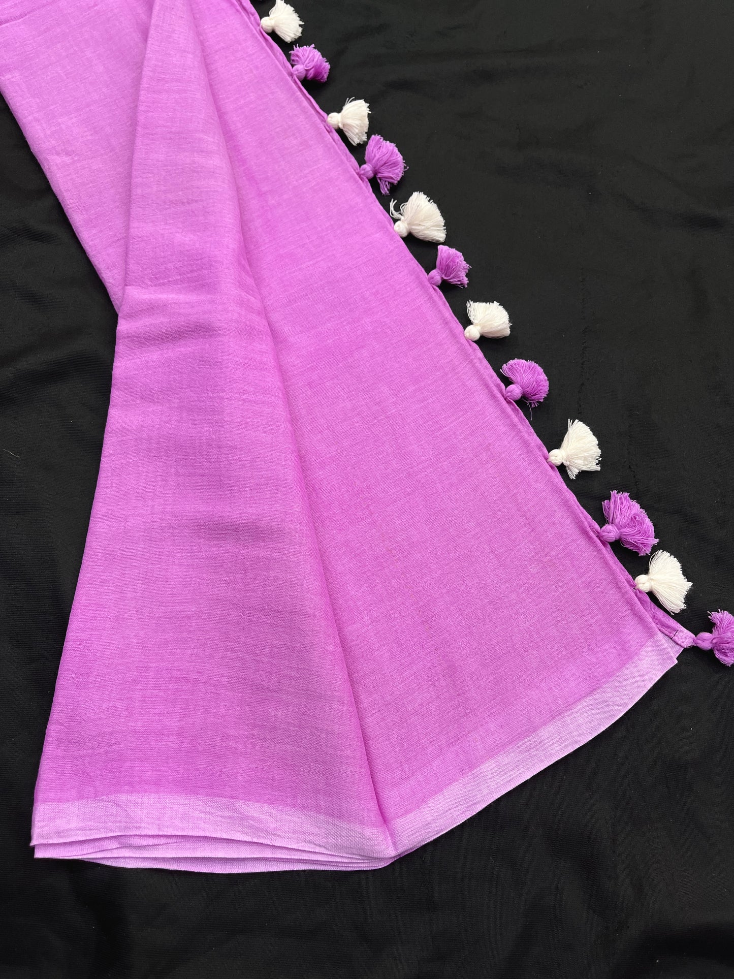 Lilac White Mulmul Cotton Saree