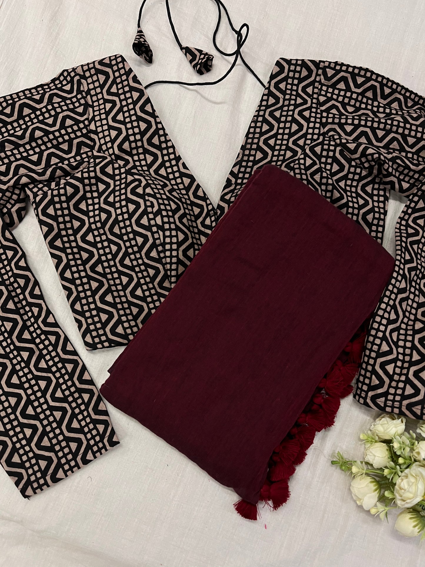 Maroon Mulmul Saree Zig Zag Ajrakh Full Sleeves Blouse Combo Set.