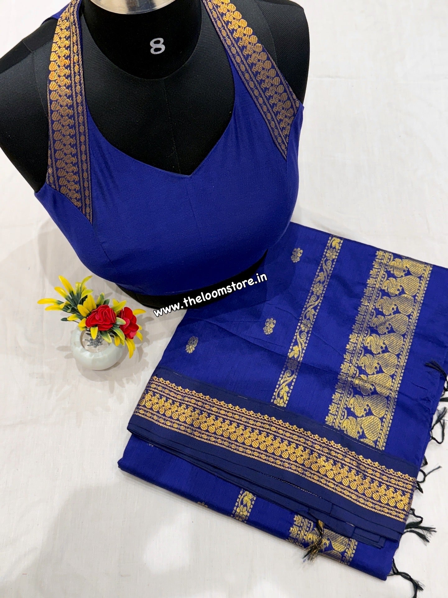 Blue Gadwal Cotton Saree Blouse Set