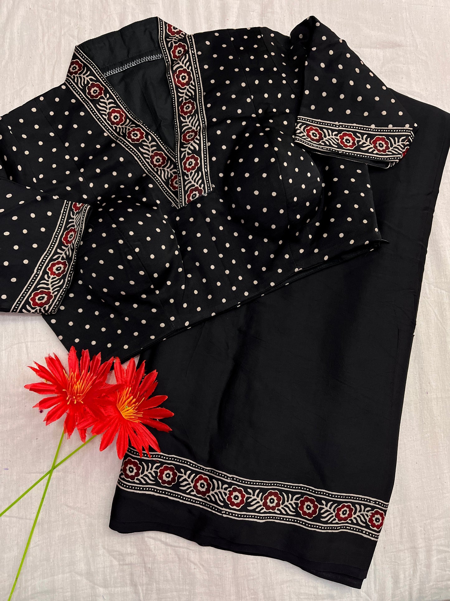 Retro Dotted Black Ajrakh Saree Blouse Combo Set