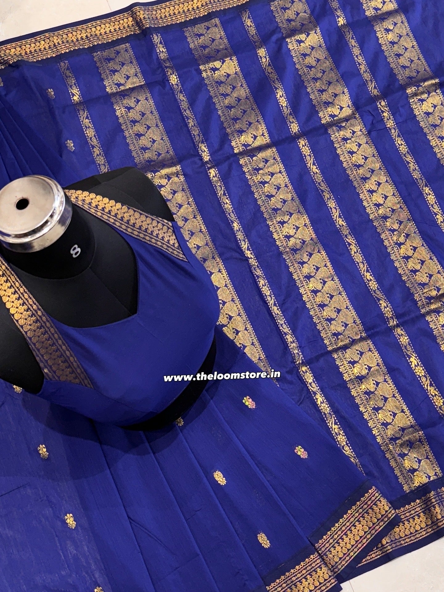 Blue Gadwal Cotton Saree Blouse Set