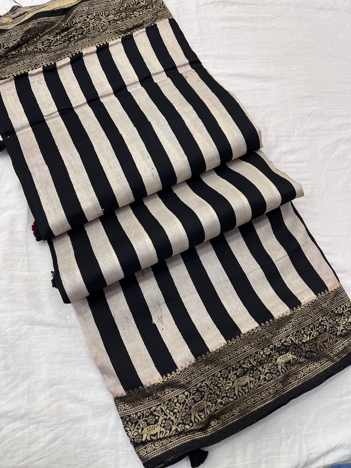 Ajrakh Dola Silk Saree 01