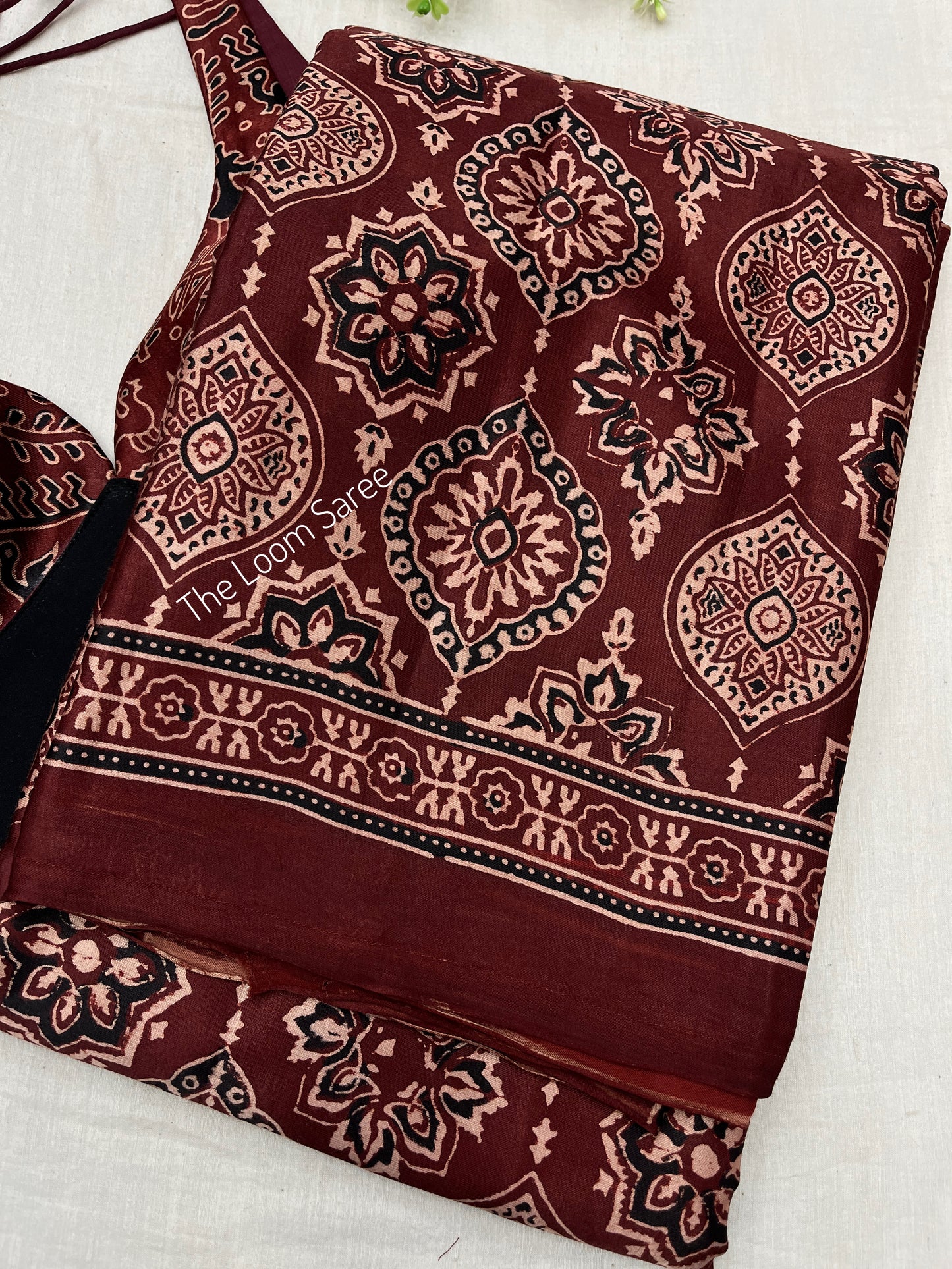 Maroon Glossy Badam Print Ajrakh Saree Blouse Set