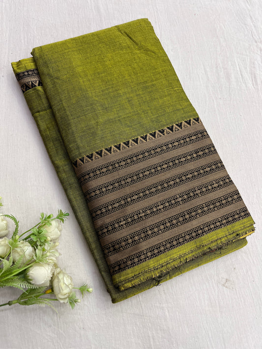 Narayanpet Chakri Border Cotton Saree 09