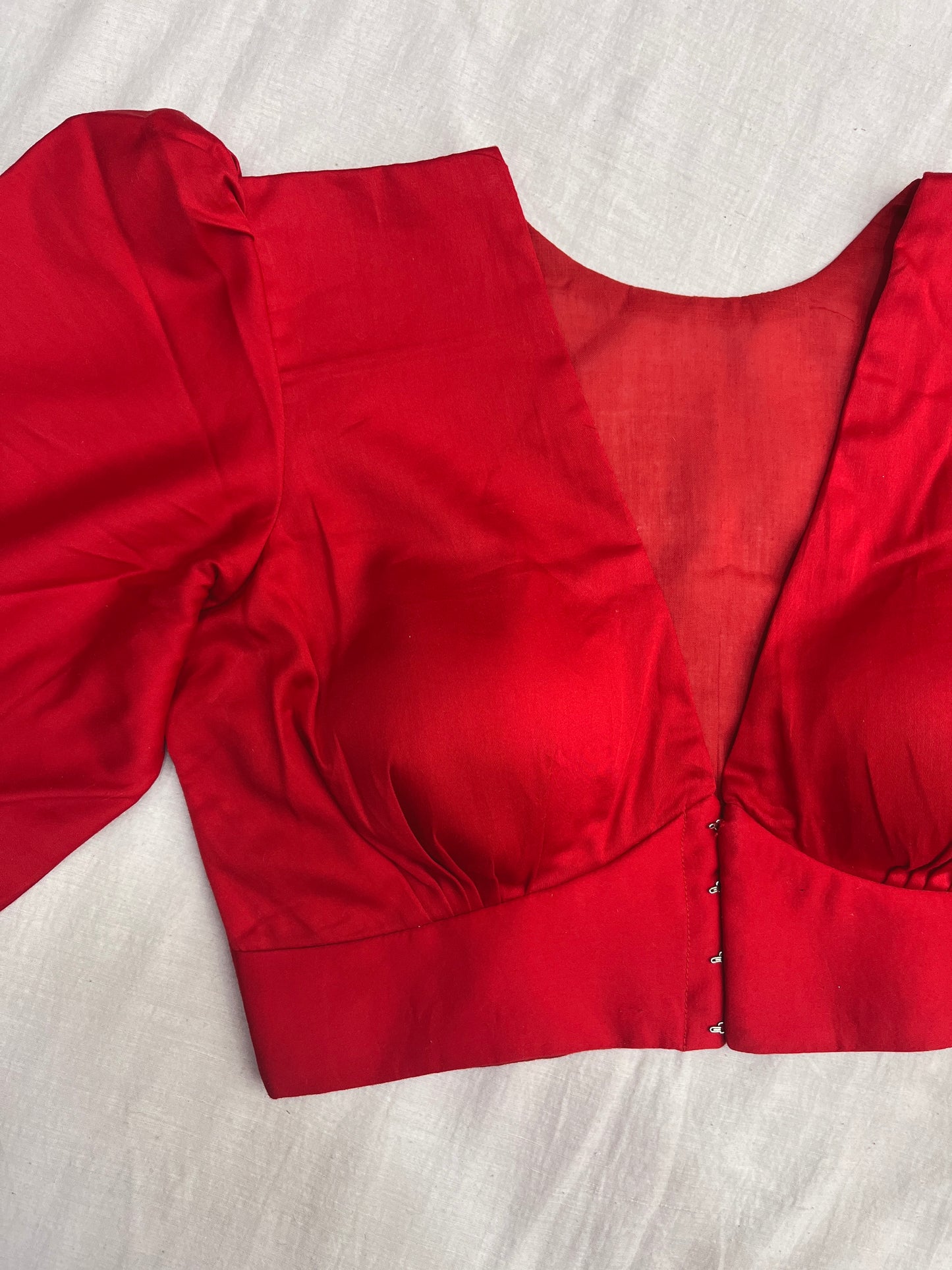 Red Ulta Hook Top Blouse