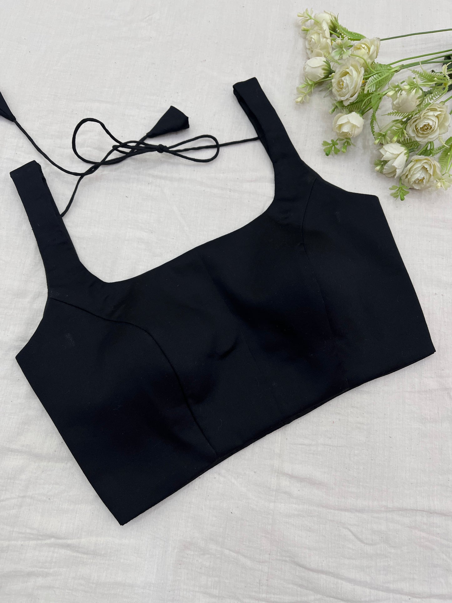 Black Backless Strap Sleeveless Blouse